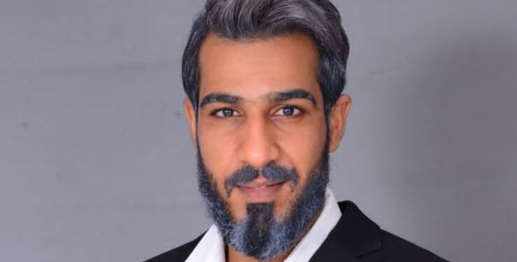 فارس البلوشي.. نجم عُماني يسطع في سماء الدراما الخليجية