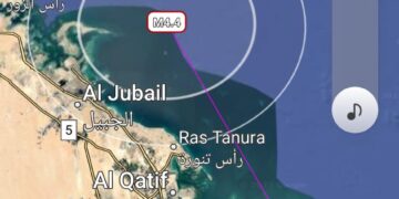 هزة ارضية في الخليج العربي 50 كم شمال شرق منطقة الجبيل بالسعودية وعلى بعد 143 كم من البحرين.