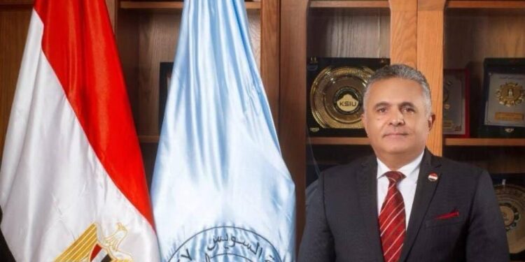 في إطار رؤية مصر 2030، تنظم كلية الآداب بجامعة السويس مؤتمرها الطلابي الثالث حول الذكاء الاصطناعي والعلوم الإنسانية