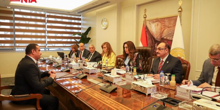 استكمال المقابلات الشخصية لاختيار القيادات المحلية