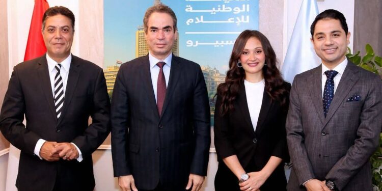 أكبر برنامج اقتصادي يومي .. نجوم ماسبيرو يقدمون (الاقتصاد 24) علي شاشة الأولي