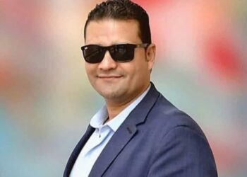 الإعلامى محمود العوامرى يقرأ لكم تجارب الحياة: مشكلتك مزاياك مش عيوبك!