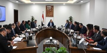 رئيس الوزراء يتابع جهود تطوير قطاع صناعة السكر فى مصر وتعزيز الإنتاج المحلى
