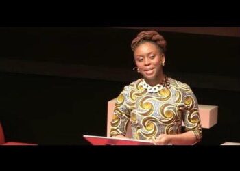 الاديب الكبير احمد السماري يقرأ لكم ‏العلاقة بين الراوي والمؤرخ فى أدب النيجيرية اديشي