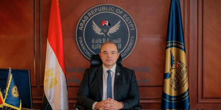 الرئيس السيسي يجدد تكليف محمد فريد قائما بأعمال رئيس الرقابة المالية