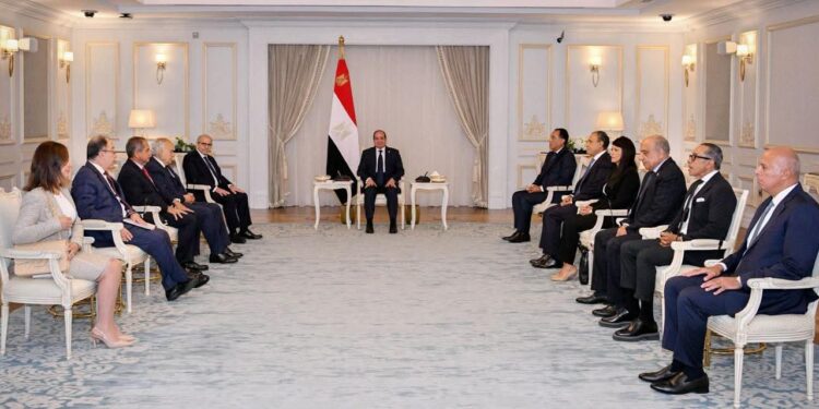 الرئيس السيسى يستقبل نواف سلام ويؤكد دعم مصر لجهود لبنان فى استعادة الاستقرار