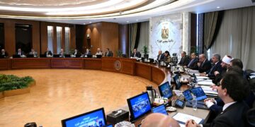 رئيس الوزراء: الصحة والتعليم و”حياة كريمة” فى صدارة أولويات عمل الحكومة