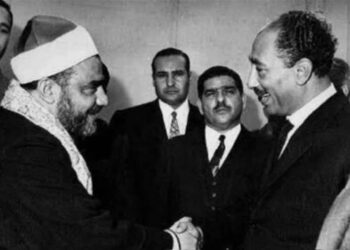 الإعلامية فاتن عبدالمعبود تقرأ لكم: عندما غنى الرجل بأمر الرئيس!