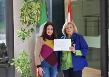 ‏رانيا يحيى تكرم مديرة مؤسسة فاي والأكاديمية تفتح ابوابها لمئات الزائرين فى روما