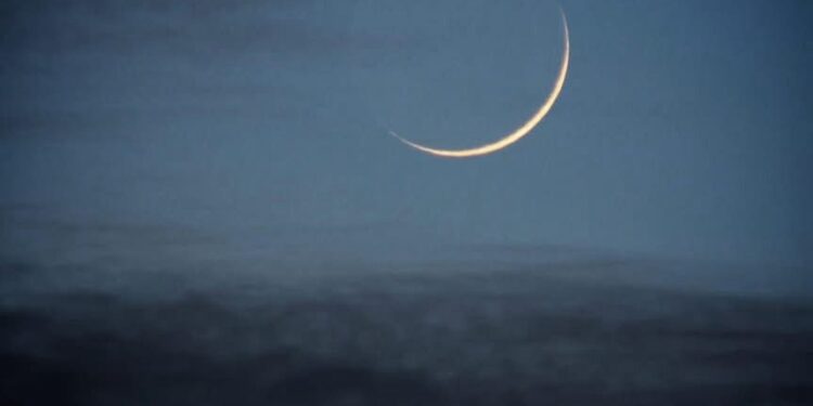 فلكية جدة…الليلة: هلال رجب يزين السماء