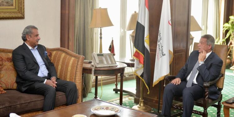 رئيس المجلس الأعلى للإعلام يلتقي مدير عام أم بي سي مصر وشمال إفريقيا