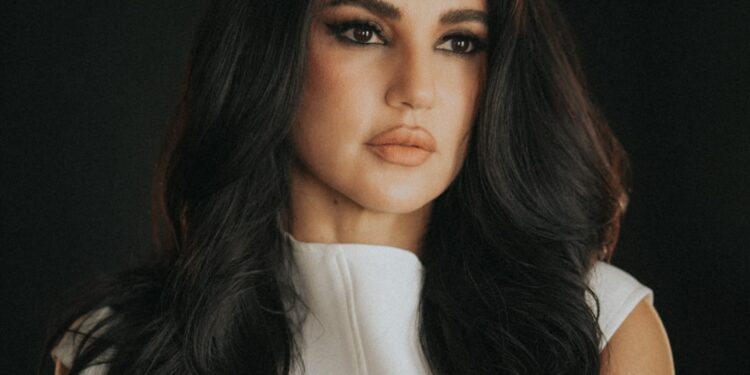 “درة:  “كل الحب وكل الدعاء وكل التضامن مع أهلنا في لبنان”