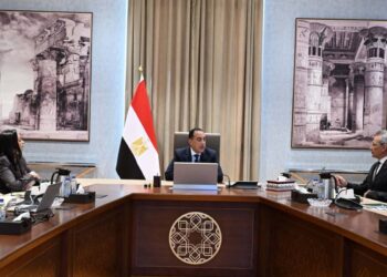 رئيس الوزراء يتابع موقف مشروعات قوانين الأحوال الشخصية للمسلمين والمسيحيين وصندوق دعم الأسرة