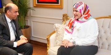 من استغاثة على “فيس بوك” إلى باب أمل جديد.. وزير العمل يستجيب لاستغاثة بطلة مصر من ذوي الهمم راندا حسني
