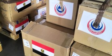 مصر ترسل شحنة أدوية ومستلزمات طبية إلى الكونغو الديمقراطية وأوغندا لمواجهة الإيبولا