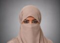 الذين نجوا لماذا لا يغنون ….. !